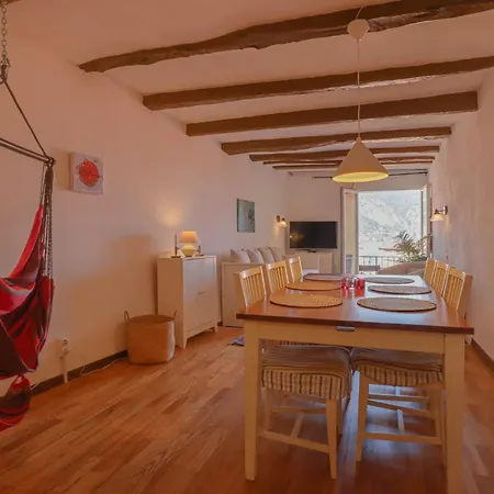 Апартаменты 'la Belle Vue Mer' Cozy Appartement, Centre, Ментона